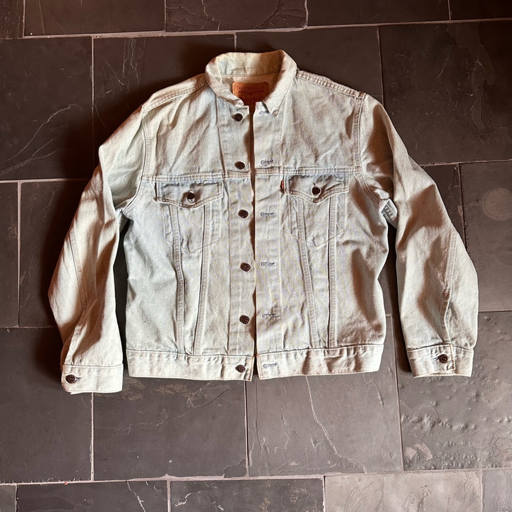 Levi’s Jean Jacket, Size Medium